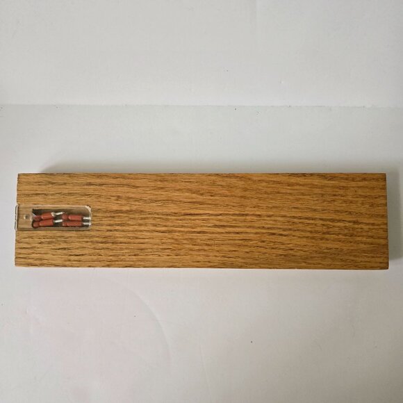 Handmade Oak Wooden Cribbage Board Game With 4 Red Pegs - Picture 13 of 16